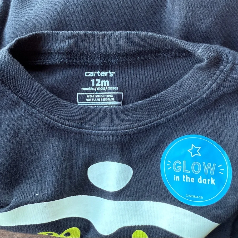 Carter's Glow-in-the-Dark Skeleton‎ Pajama Set NWT